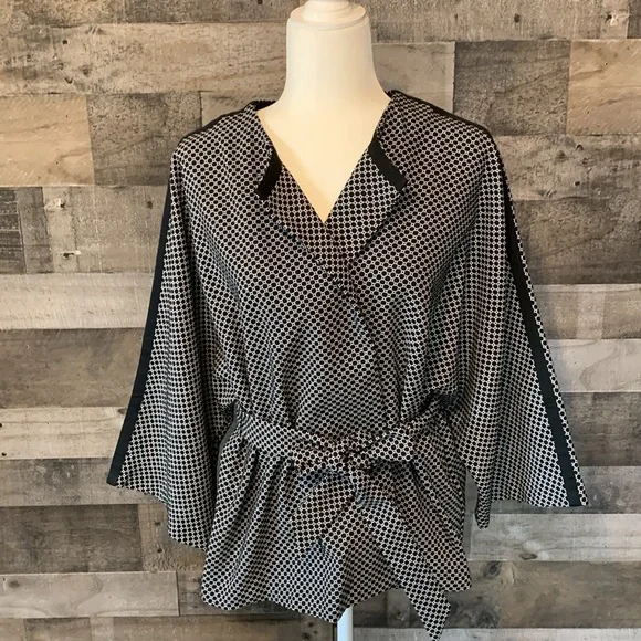 Chico’s Belted Jacket - Picture 16 of 16